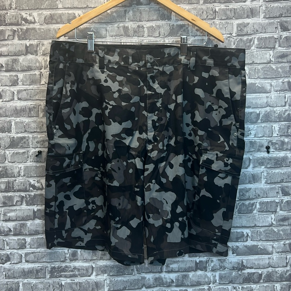 Under Armour shorts‎